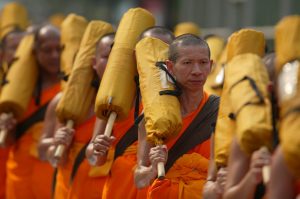 buddhists-monks-orange-robes-50693